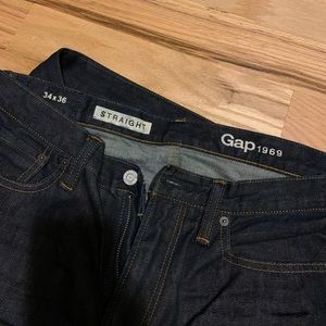 NWOT - Gap straight leg dark wash jeans